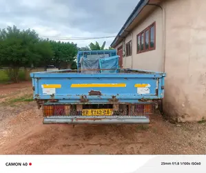 Hyundai Mighty 1, Strong Engine Only Small Bodywork Needed, Moving Car