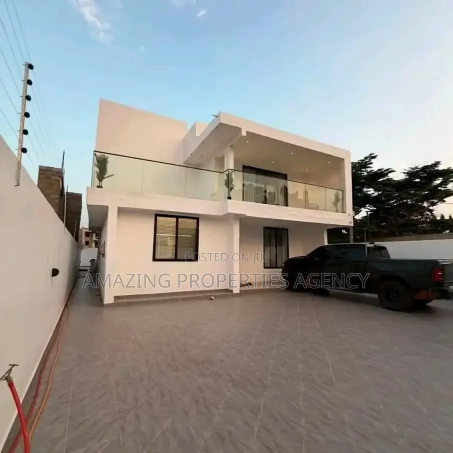Furnished 4bdrm House in Adjiringanor, Ability for sale