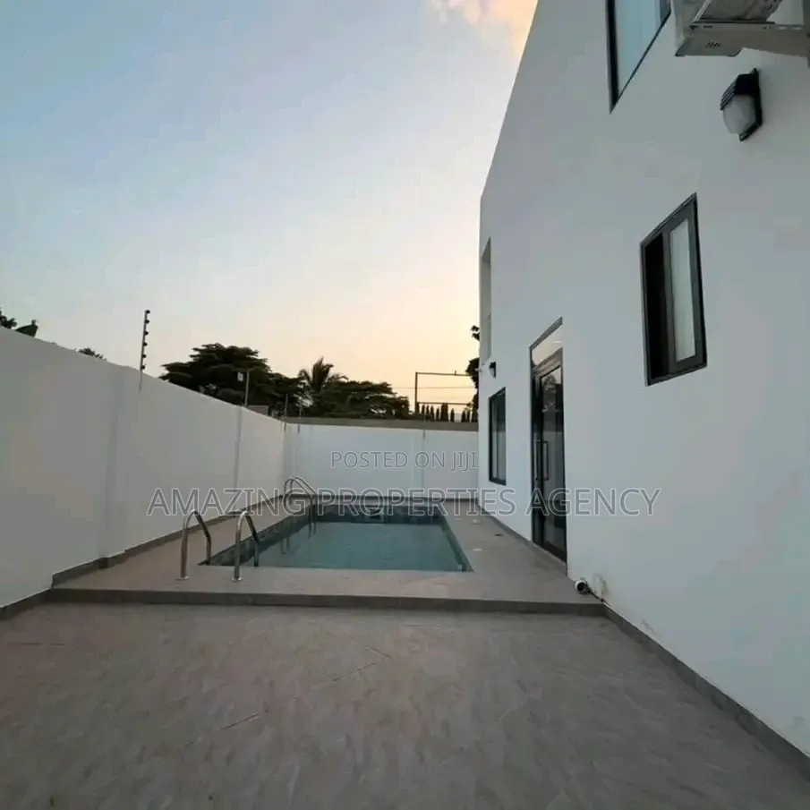 Furnished 4bdrm House in Adjiringanor, Ability for sale