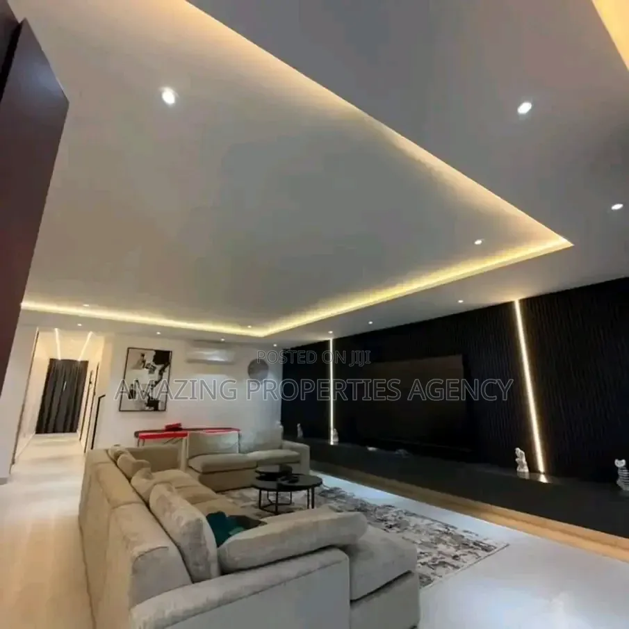 Furnished 4bdrm House in Adjiringanor, Ability for sale