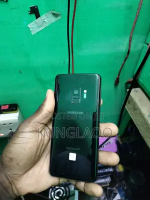 New Samsung Galaxy S9 64 GB Black