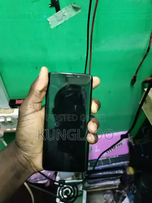 New Samsung Galaxy S9 64 GB Black
