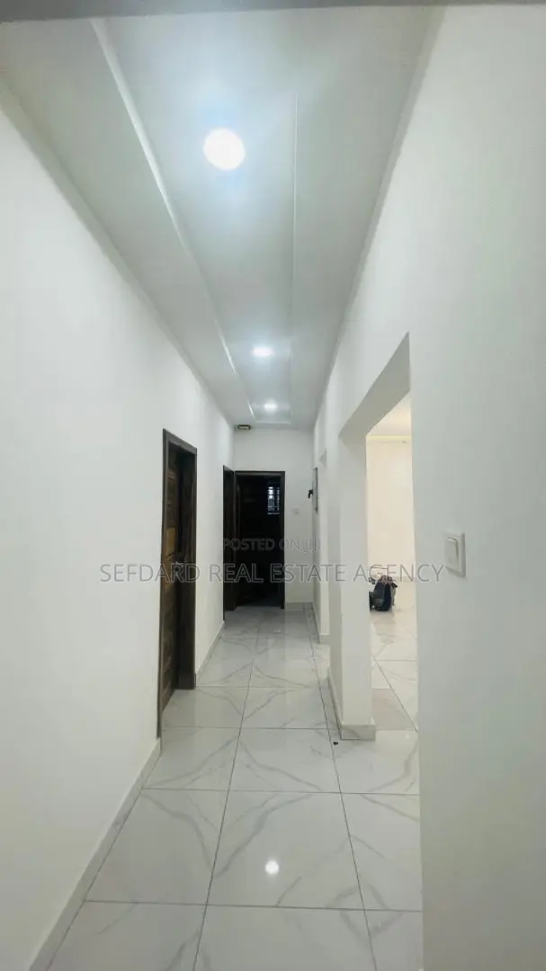 3bdrm House in Sefdard Properties, Pokuase for sale
