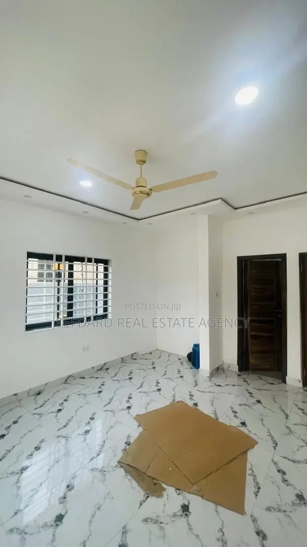 3bdrm House in Sefdard Properties, Pokuase for sale
