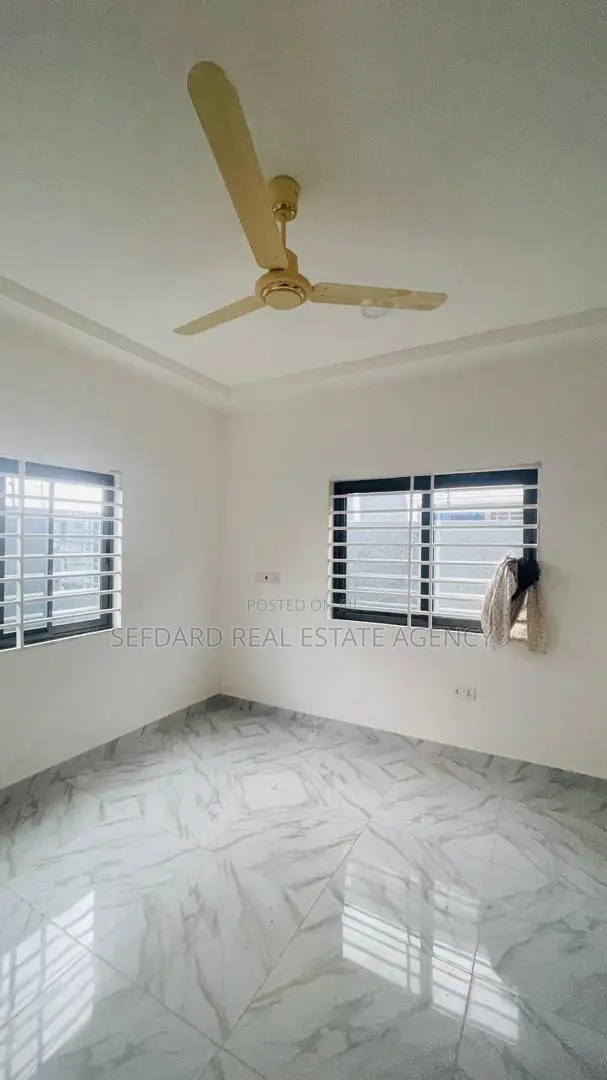 3bdrm House in Sefdard Properties, Pokuase for sale