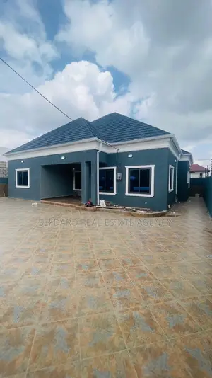 3bdrm House in Sefdard Properties, Pokuase for sale