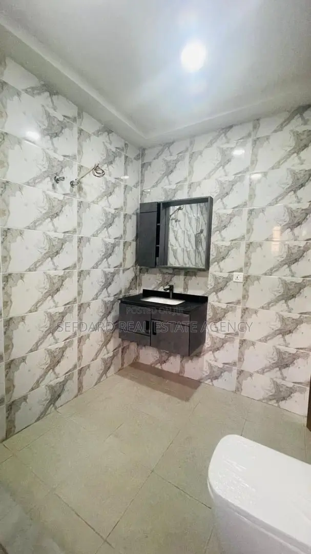 3bdrm House in Sefdard Properties, Pokuase for sale