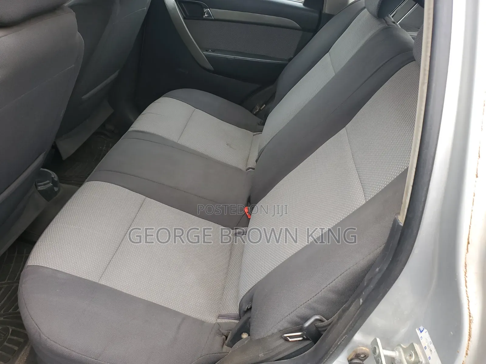 Chevrolet Aveo 2011 Silver