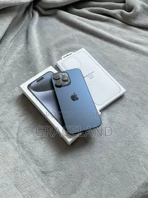 New Apple iPhone 15 Pro Max 256 GB Black