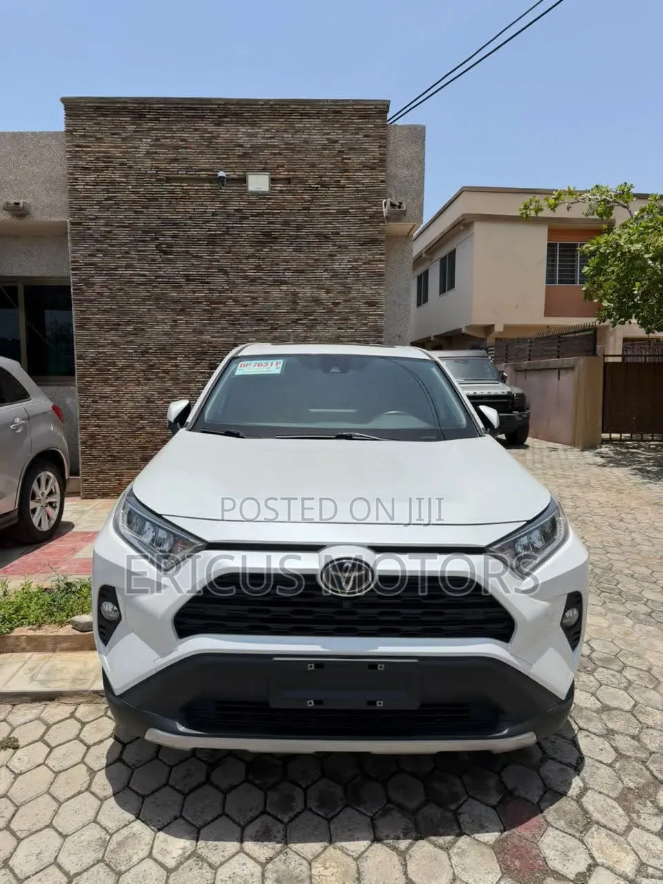 Toyota RAV4 2023 White