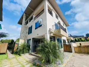 3bdrm Townhouse / Terrace in Laryea Homes, MTN Area for rent