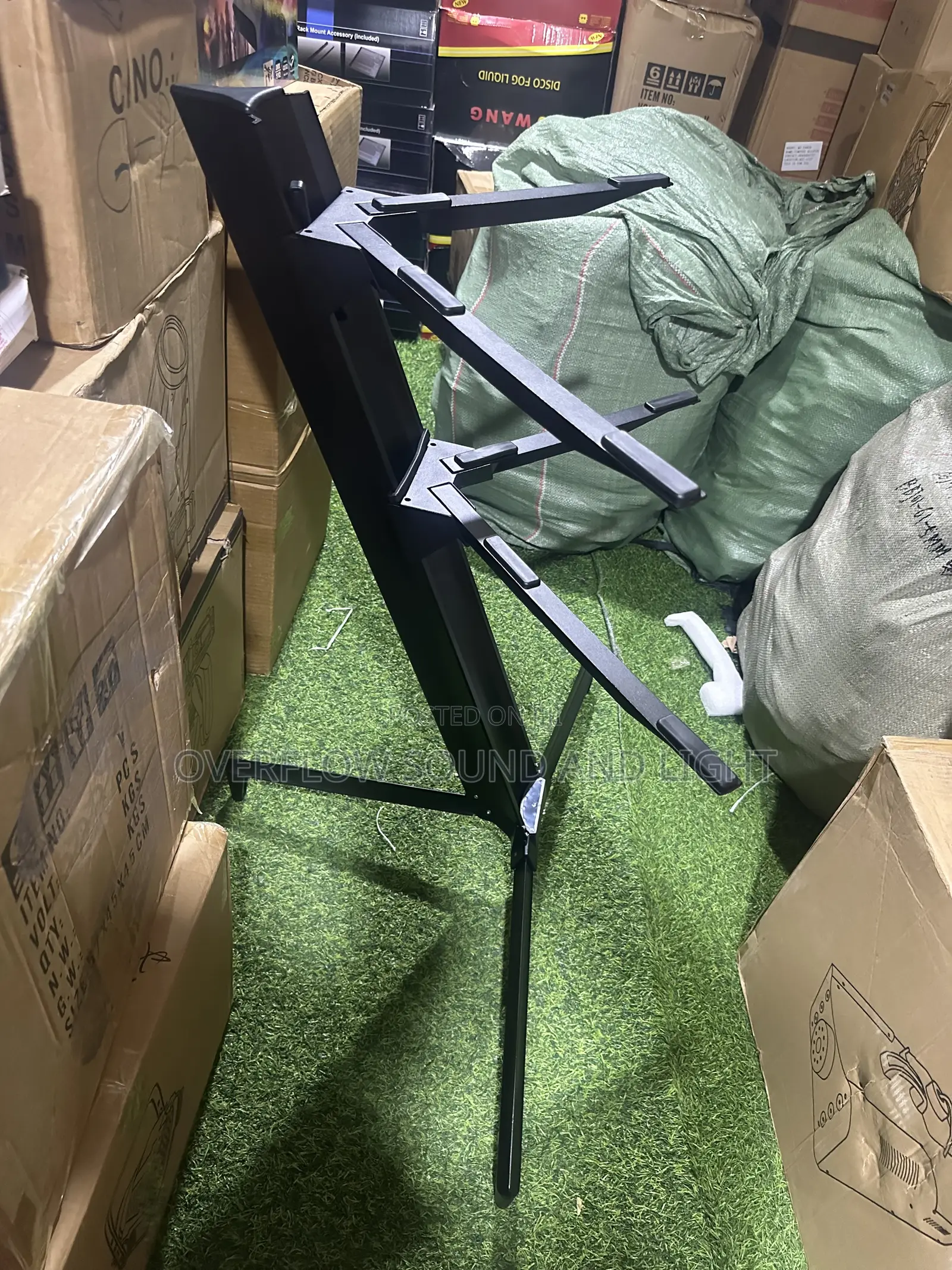 Heavy Duty Black Tower Keyboard Stand
