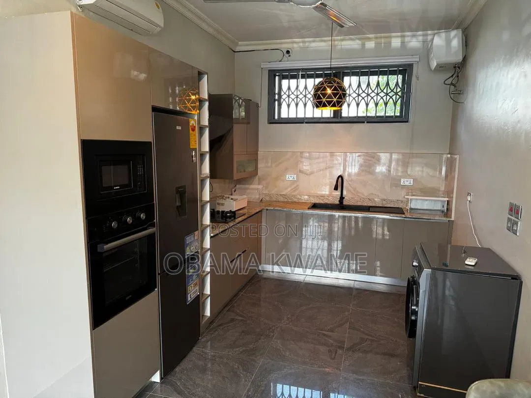 Furnished 5bdrm House in Laryea Homes, US Embassy Area for rent