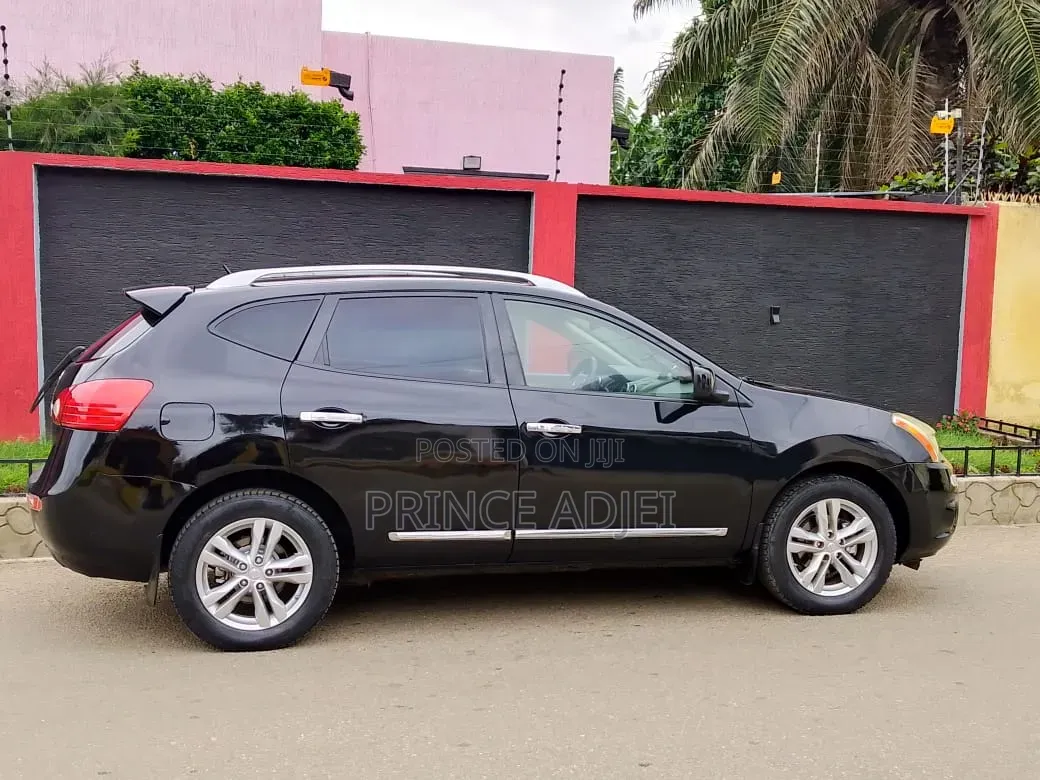 Nissan Rogue 2012 Black