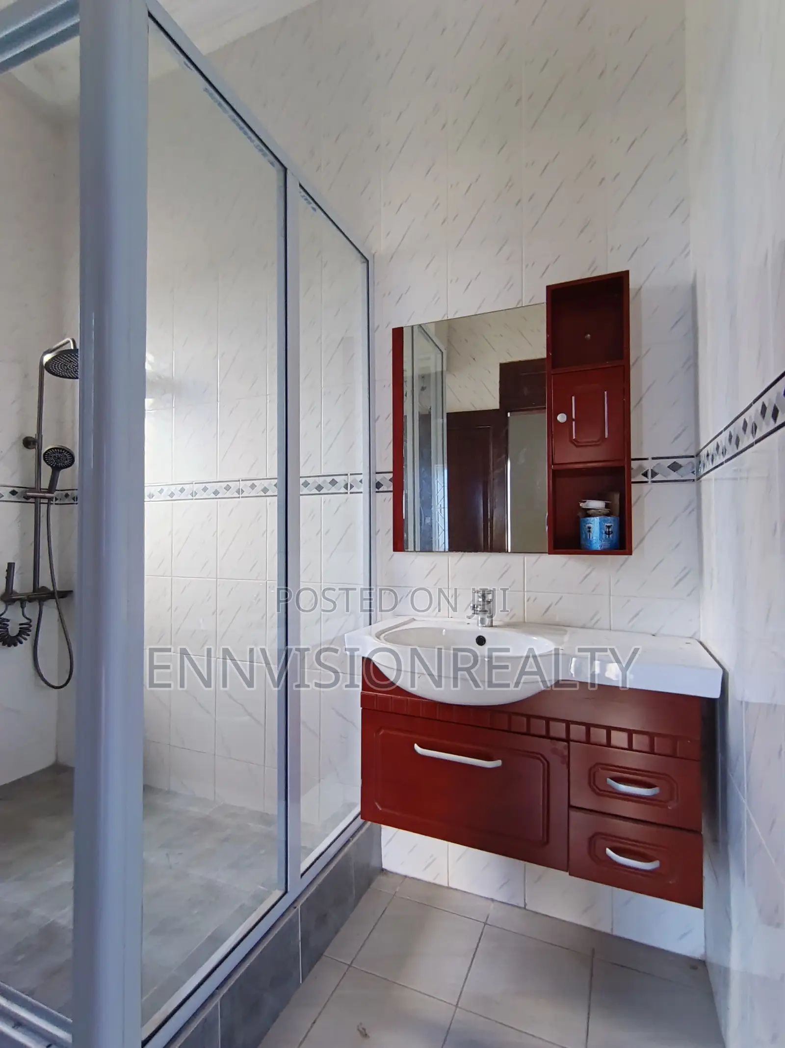 4bdrm Duplex in Ennvision, Ability for rent