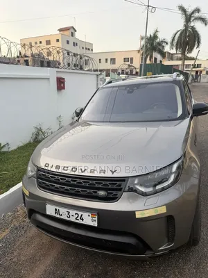 Land Rover Discovery 2017 Brown