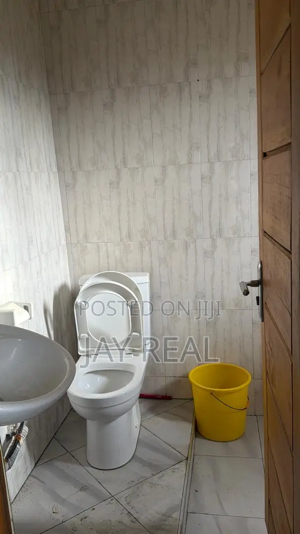 1bdrm Apartment in Jay Real Estate, Millenium City for rent