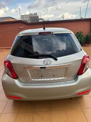 Toyota Vitz 2013 Gray
