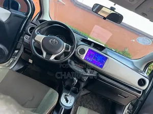 Toyota Vitz 2013 Gray
