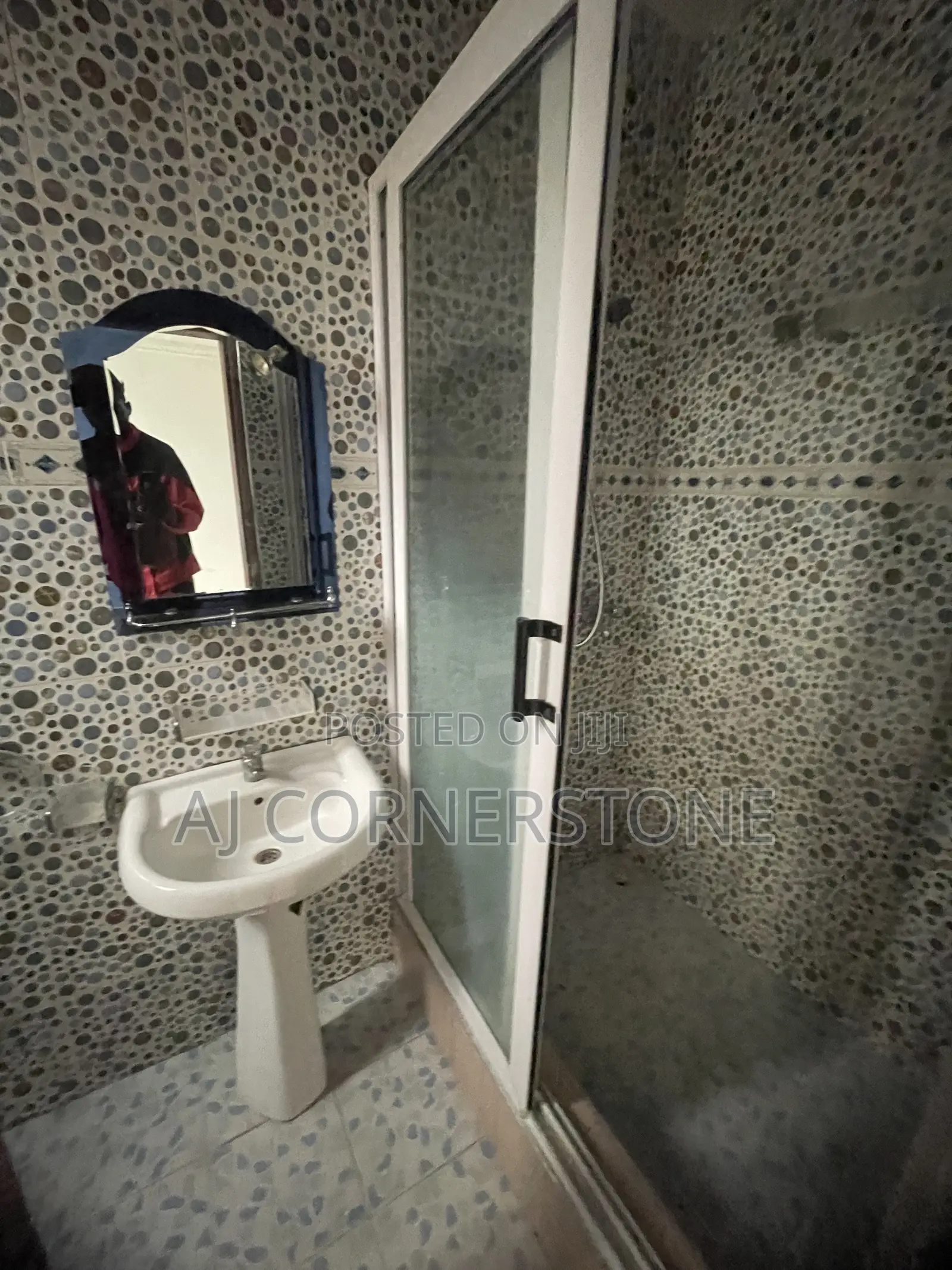 3bdrm Apartment in Amasaman for rent
