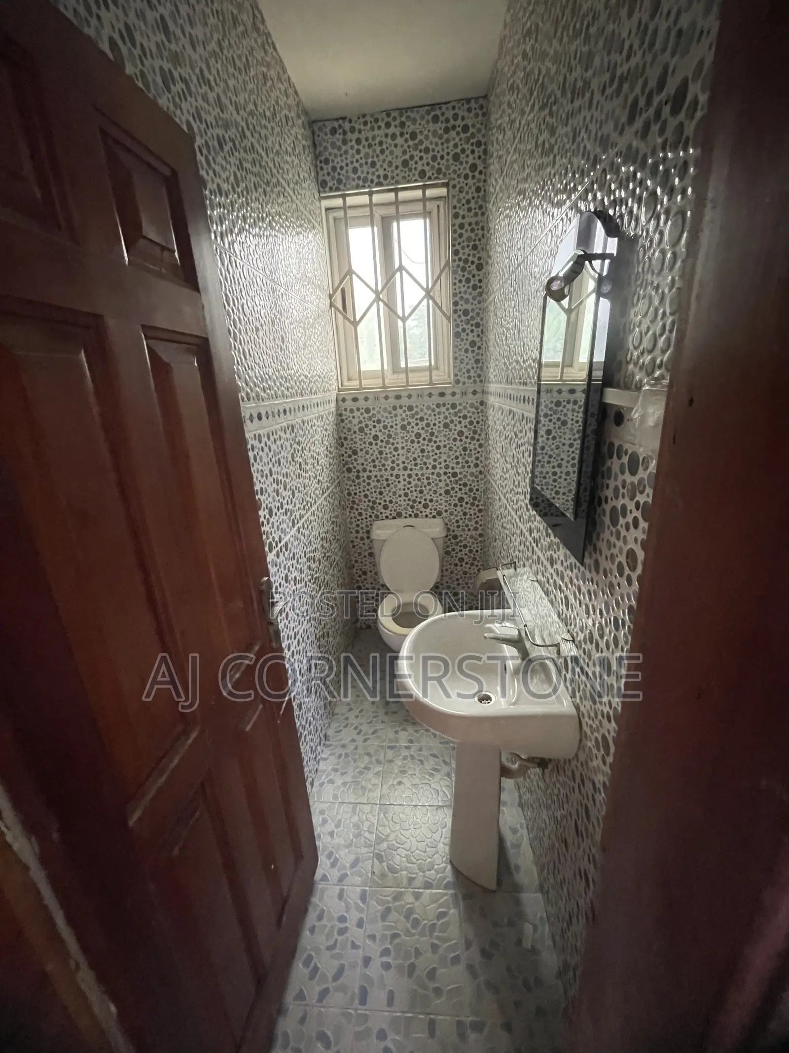 3bdrm Apartment in Amasaman for rent