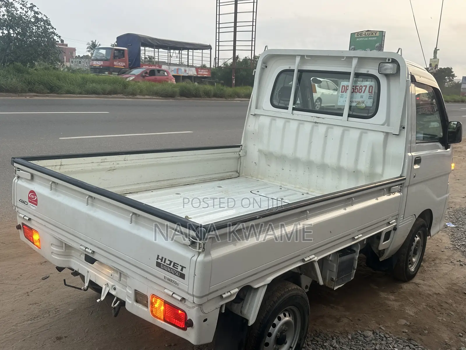 Daihatsu Hijet 2015 Model for Quick Sales