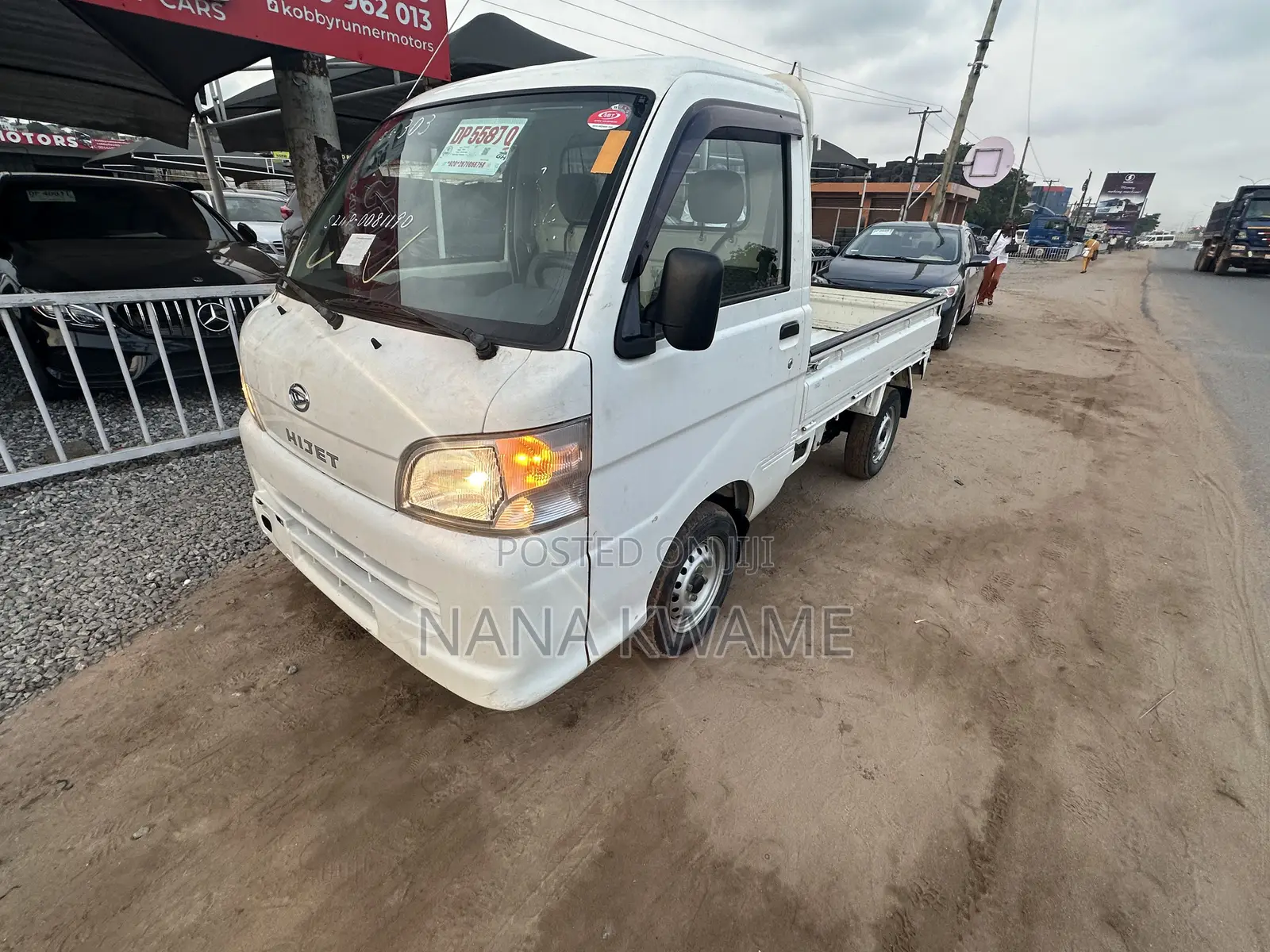 Daihatsu Hijet 2015 Model for Quick Sales