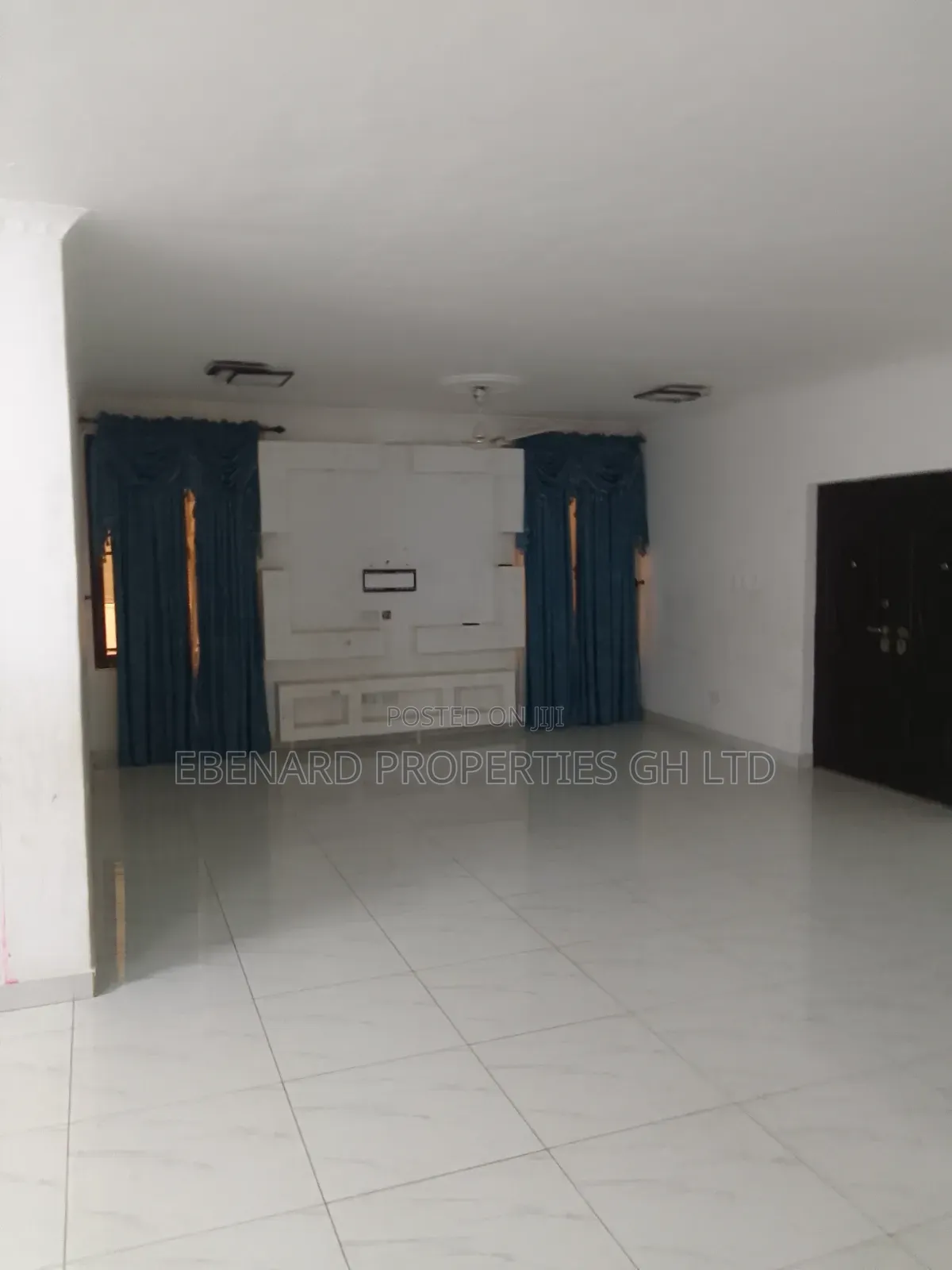 5bdrm House in Ebenard Properties, Lashibi for rent
