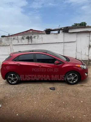 Hyundai Elantra 2016 Red