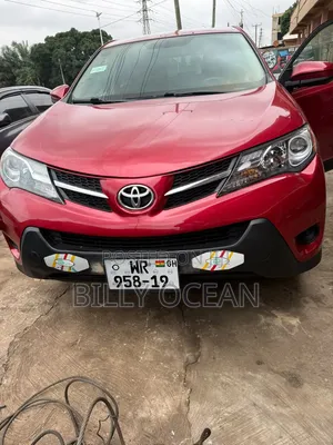 Toyota RAV4 2015 Red