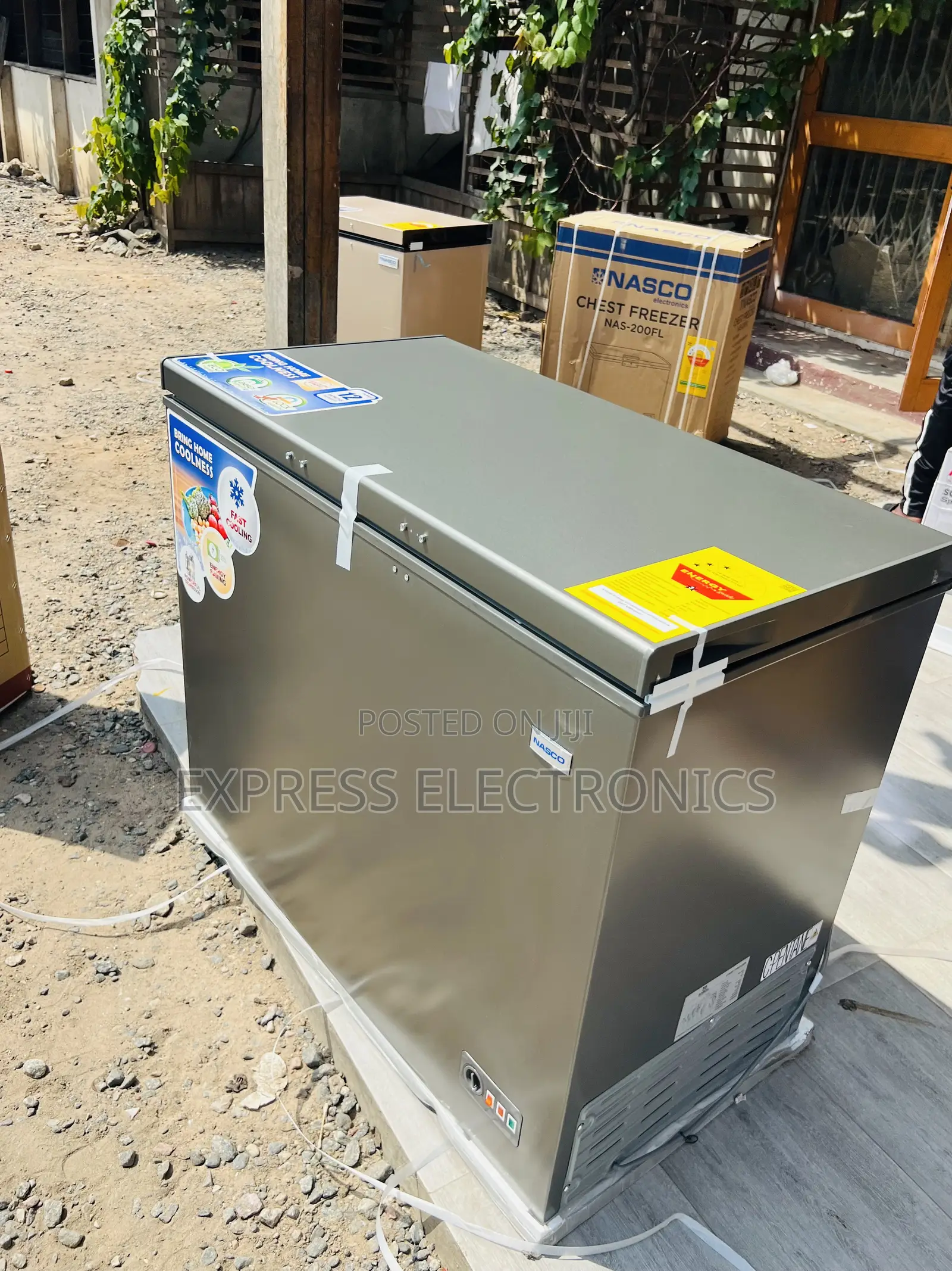 Place Your Order for Nasco NAS-420 Freezer Chest Single Door