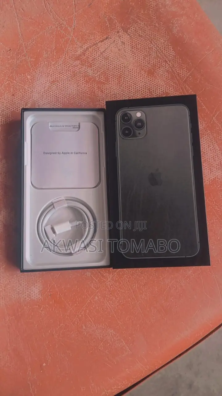 Apple iPhone 11 Pro Max 64 GB Green