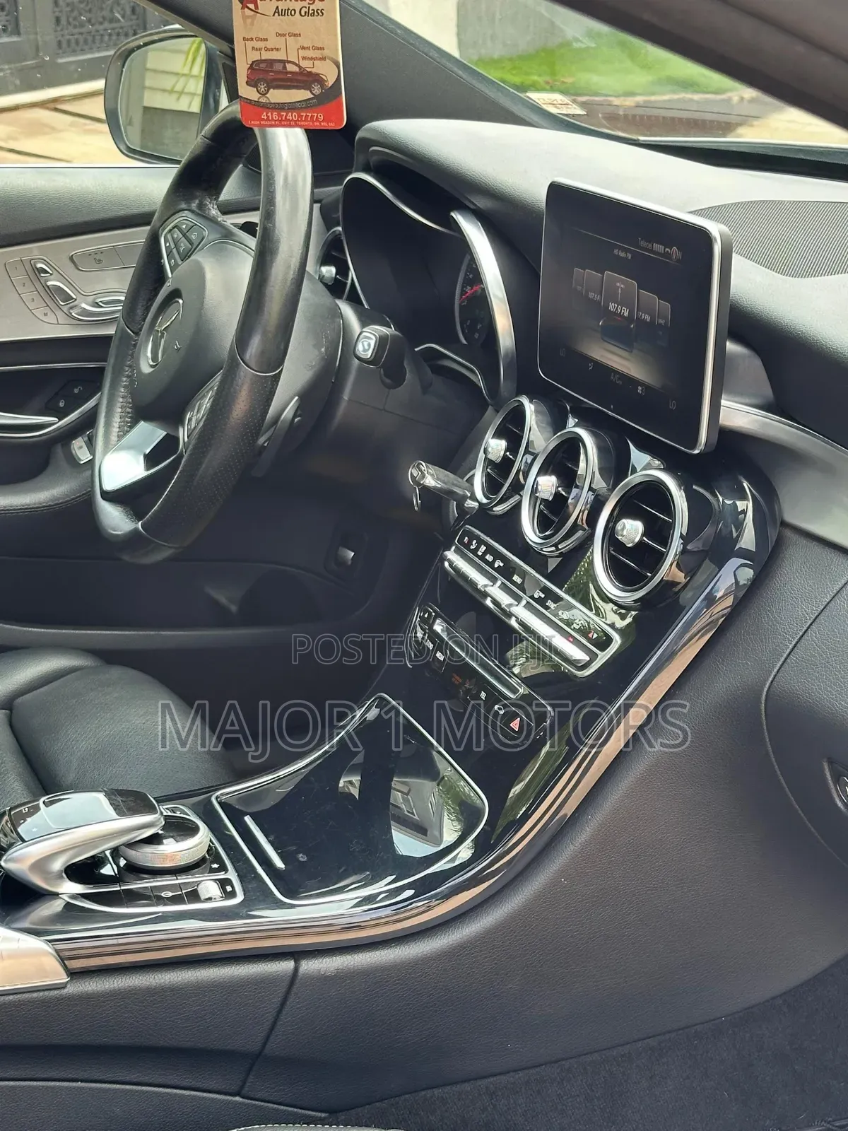 Mercedes-Benz C300 Luxury 4matic Sedan AWD (2.0L 4cyl 7A) 2017 White