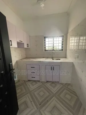 1bdrm Apartment in Nanakrom Melcom, School Junction for rent