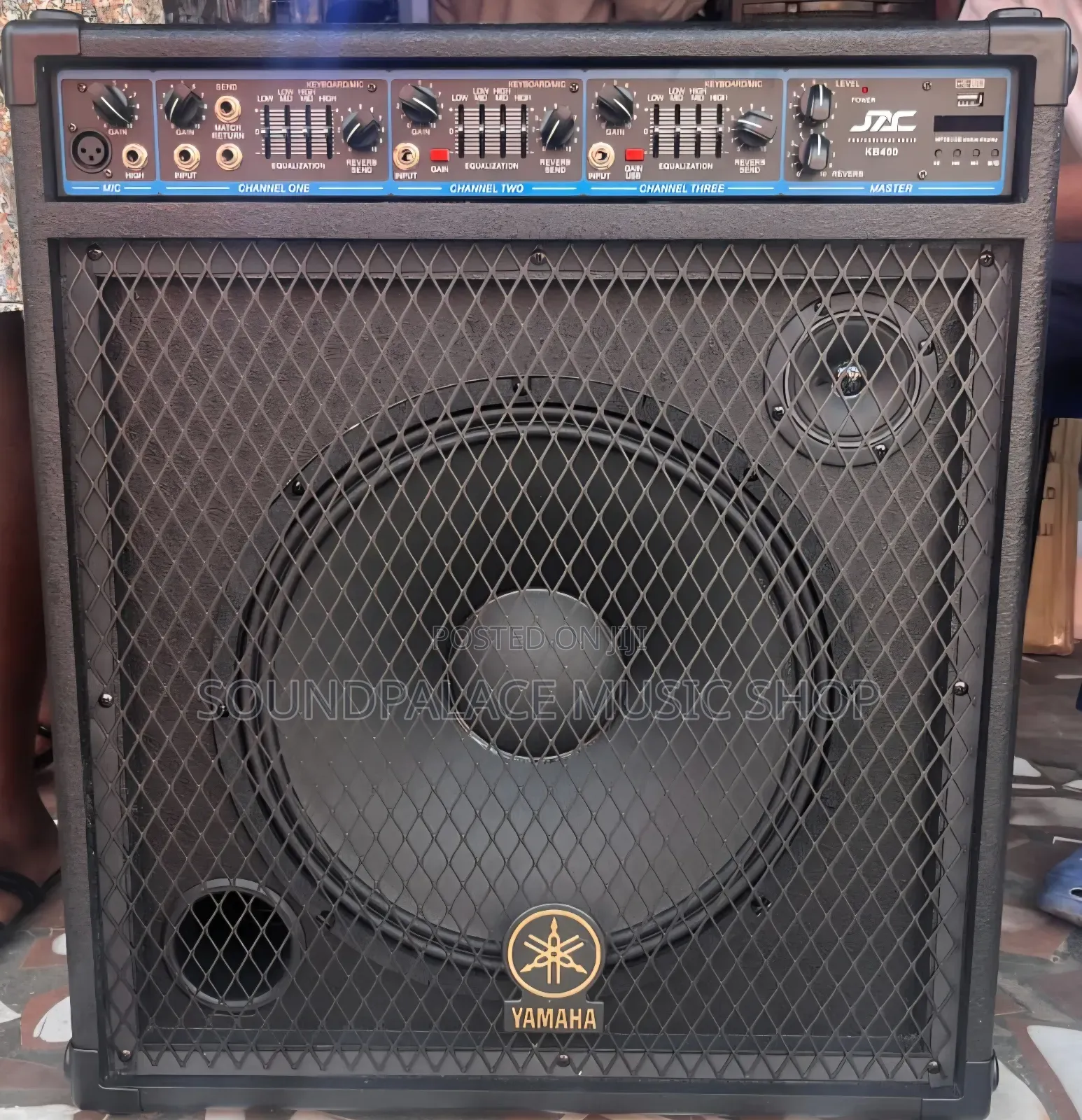 Yamaha KB400 Keyboard Combo Amplifier