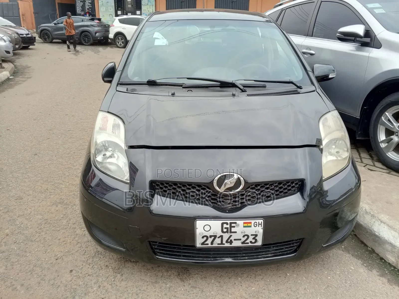 Toyota Vitz 2010 Black