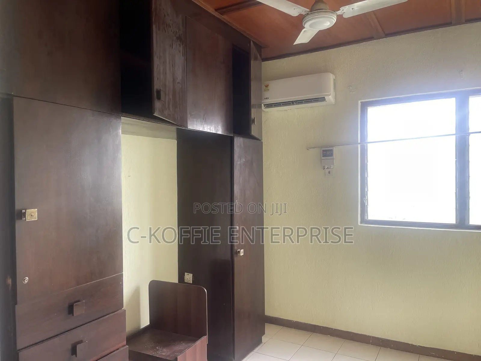 Furnished 4bdrm House in Tesano for rent
