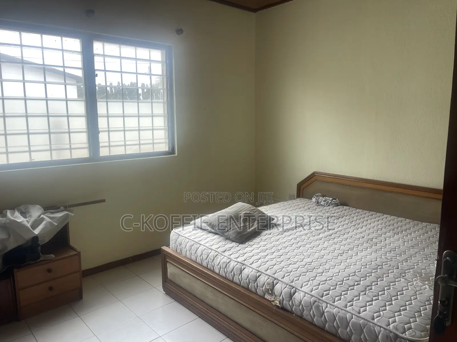 Furnished 4bdrm House in Tesano for rent