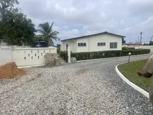 Furnished 4bdrm House in Tesano for rent