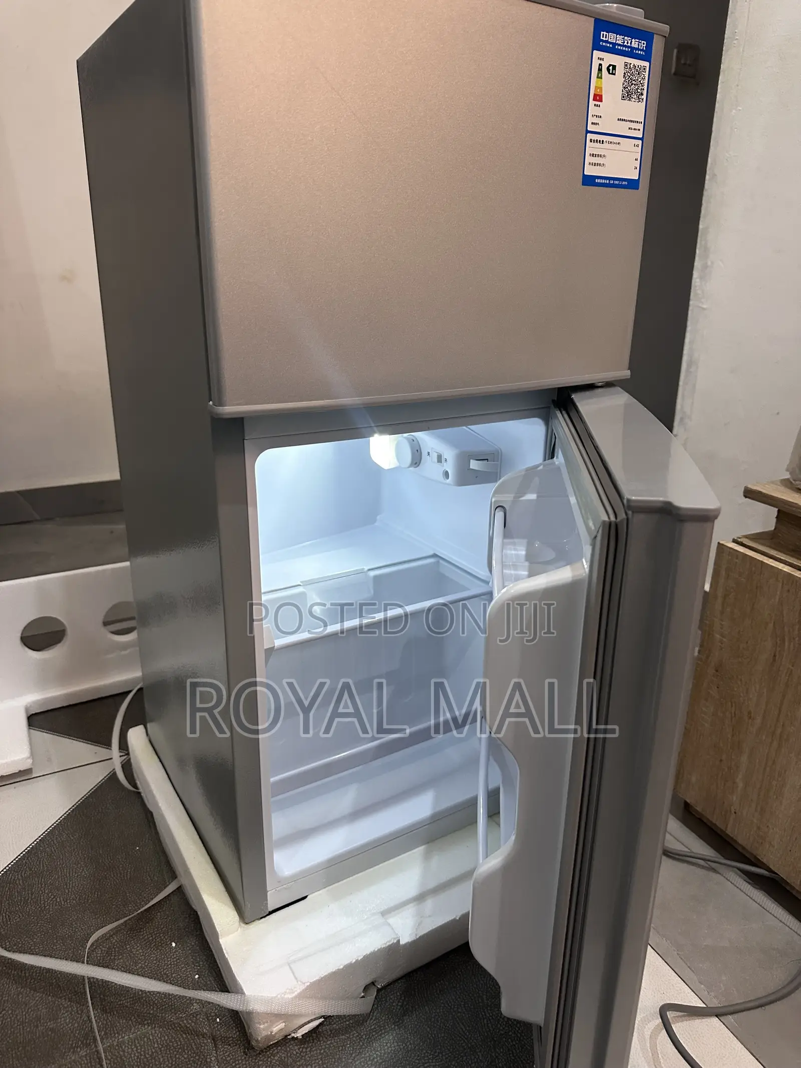 Royal Star 68L Refrigerator