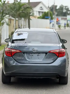Toyota Corolla SE 4dr Sedan (1.8L 4cyl CVT) 2017 Gray