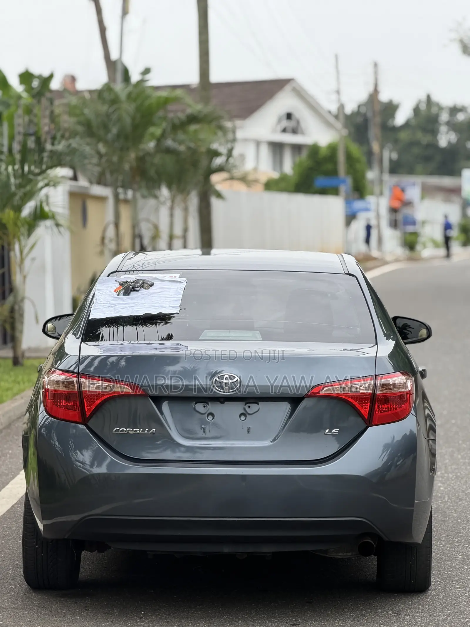 Toyota Corolla SE 4dr Sedan (1.8L 4cyl CVT) 2017 Gray