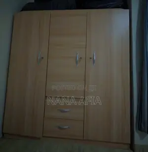 Wardrobe (Very Durable Wood)