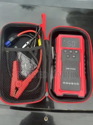 Car Jump Starter and Tire Pump 4 in 1
