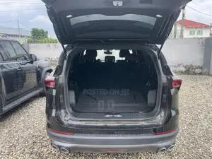 Jetour X70 Plus 1.5 7-Seater FWD 2022 Black