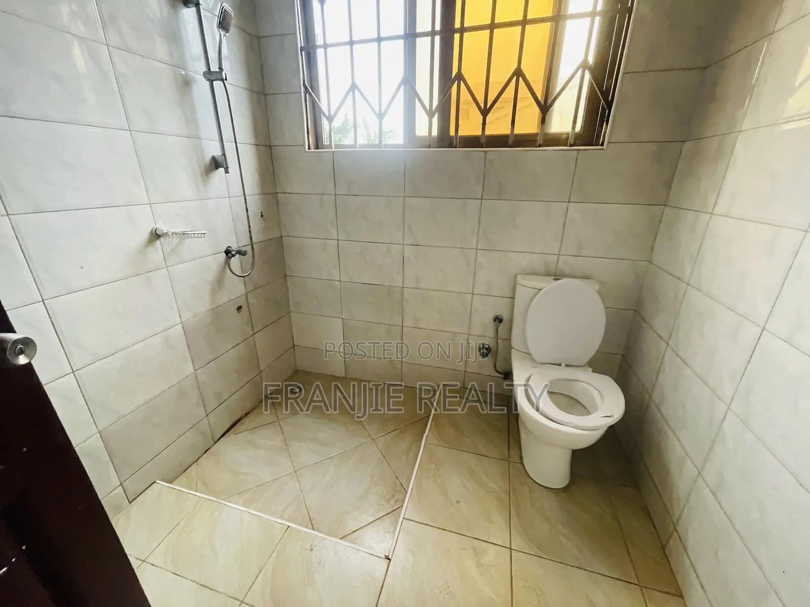 2bdrm Apartment in Franjie Realty, Weija for rent