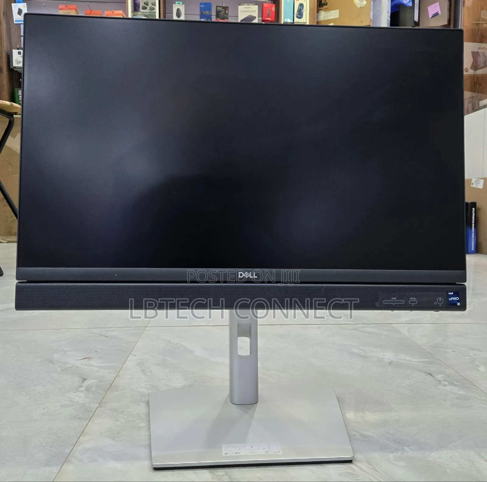 Dell OptiPlex 7000 7410 All-in-One 16GB Intel SSD 512GB