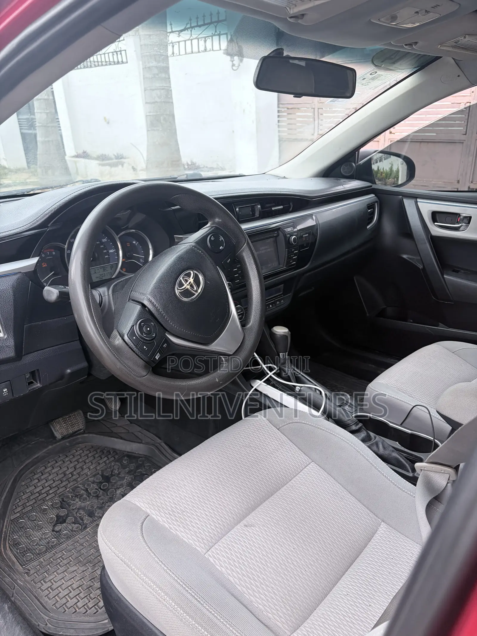 Toyota Corolla LE Eco 4dr Sedan (1.8L 4cyl CVT) 2014 Red