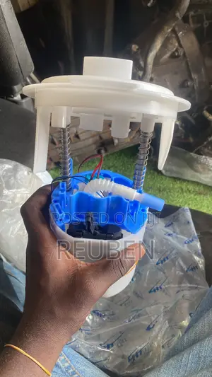 Mercedes Benz C300 Fuel Pump
