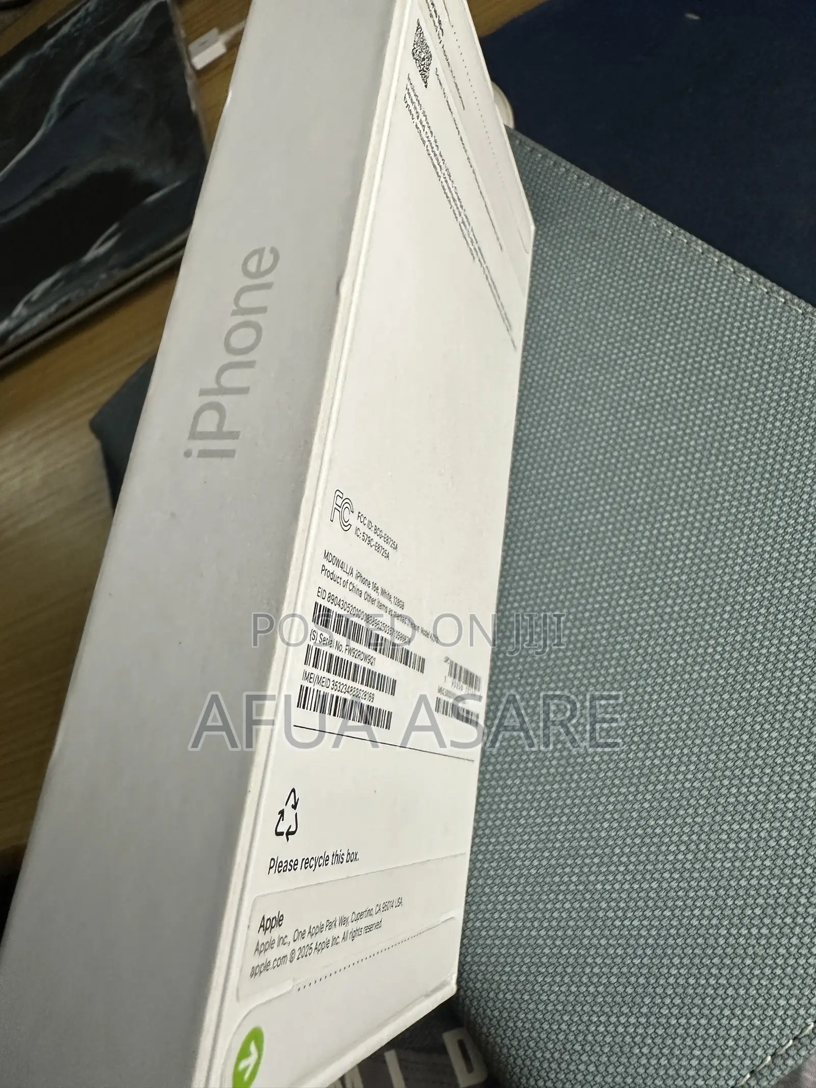 New Apple iPhone 16e 128 GB White